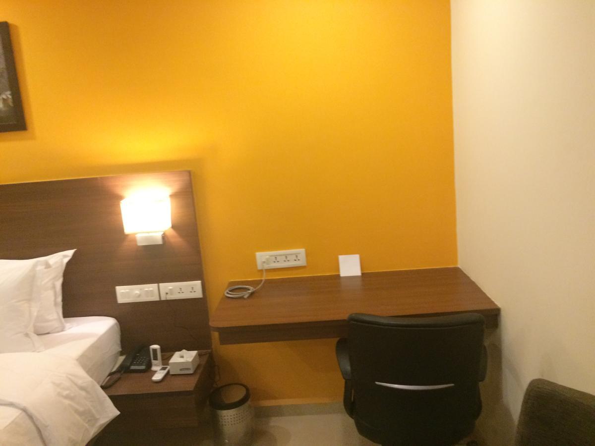 Best Western Alkapuri, Vadodara Dış mekan fotoğraf