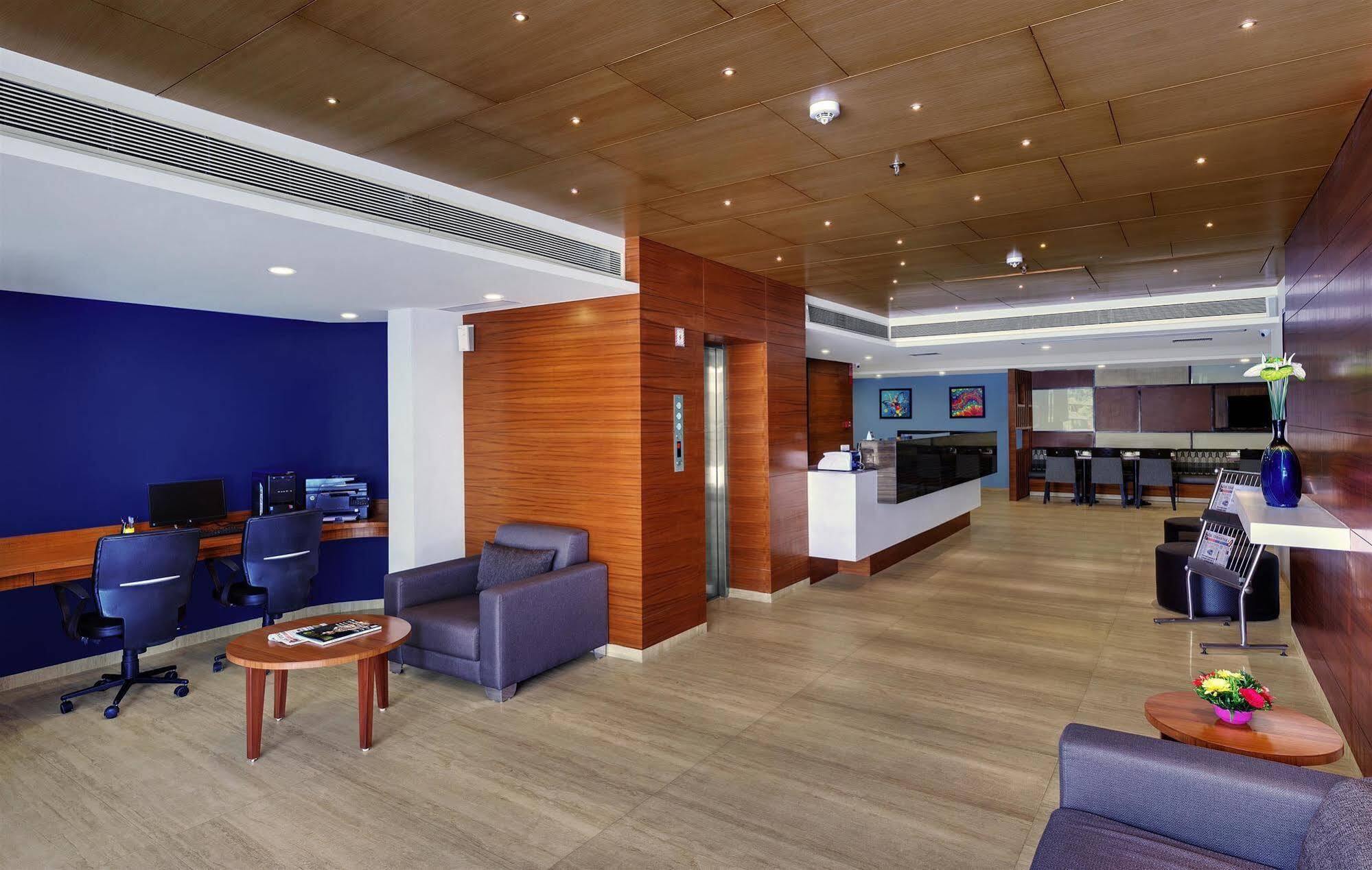 Best Western Alkapuri, Vadodara Dış mekan fotoğraf