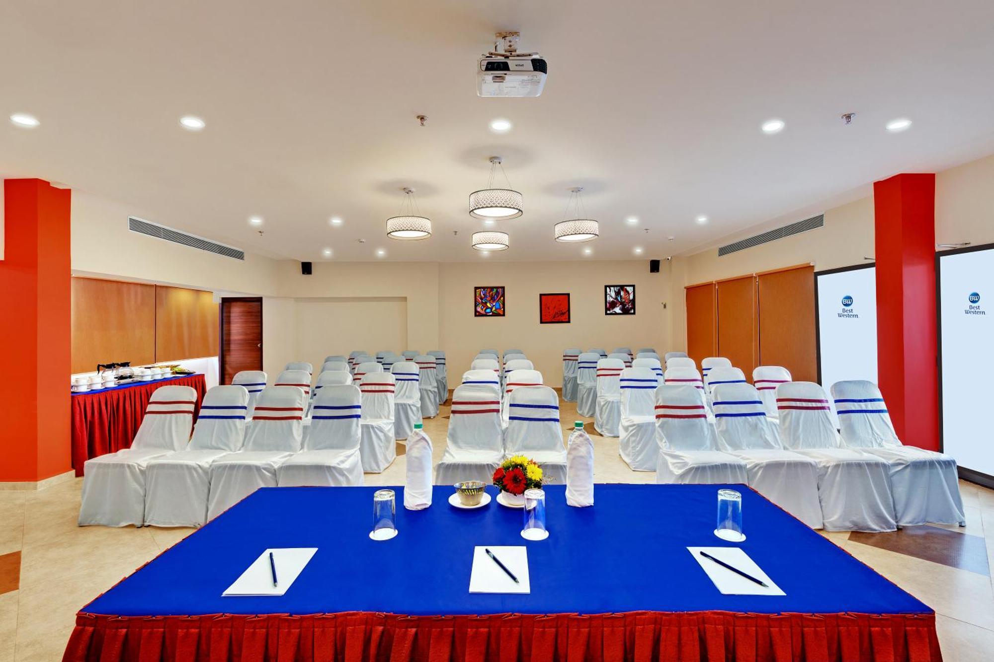 Best Western Alkapuri, Vadodara Dış mekan fotoğraf