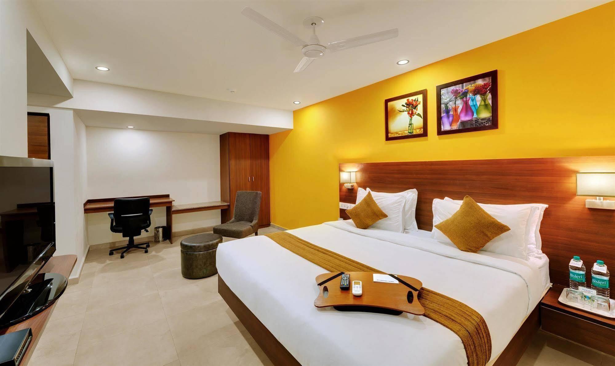 Best Western Alkapuri, Vadodara Dış mekan fotoğraf